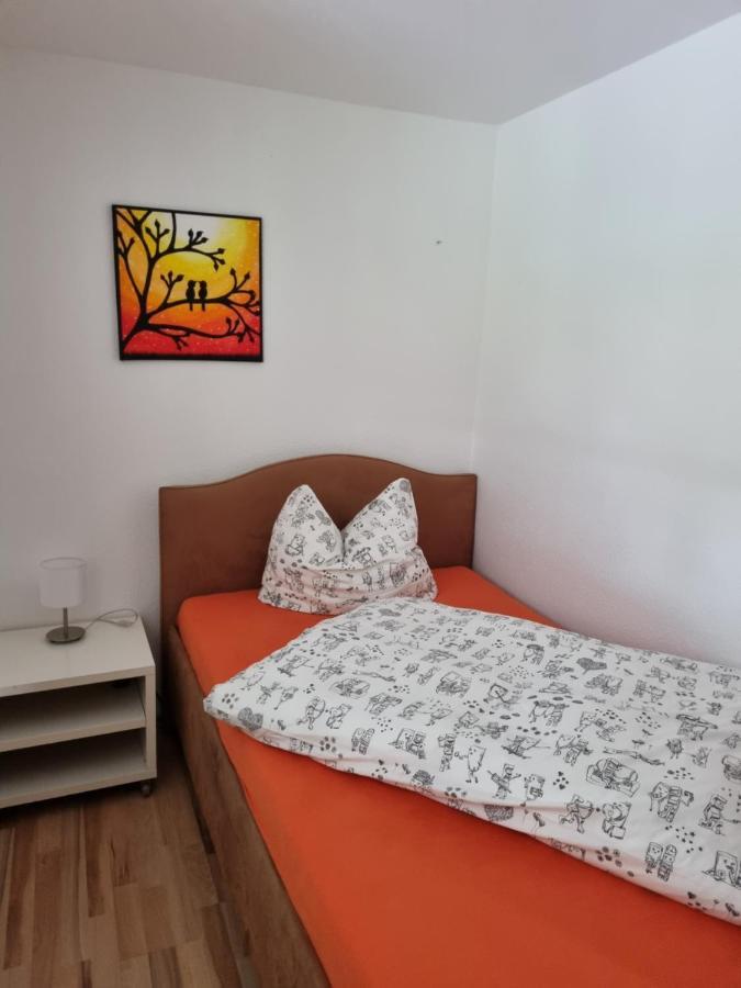 Ferienwohnung Editha Mit Wintergarten Katzow Exterior foto